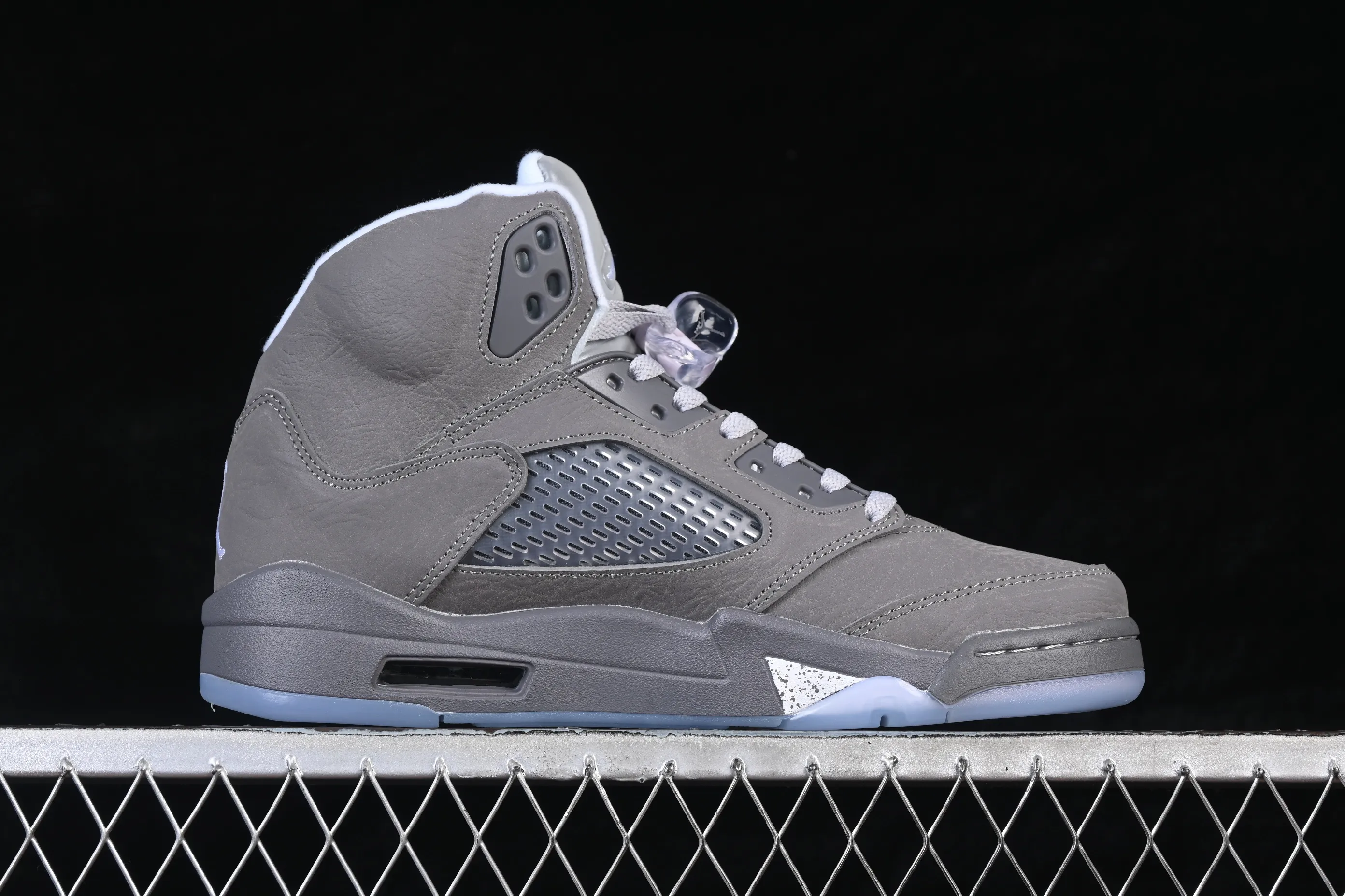 All categories Air Jordan Jordan series basketball shoes Air Jordan 5 Z version Air Jordan 5 "Wolf Grey" AJ5 Joe 5 Wolf Gray basketball shoes DD0587-002